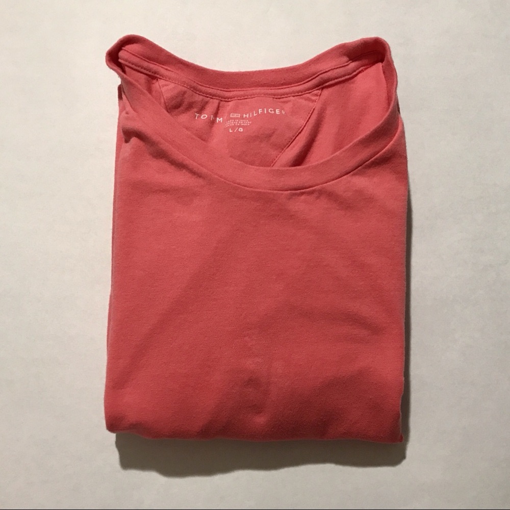 ❌SOLD❌TOMMY HILFIGER TEE SHIRT LARGE PINK/PEACH